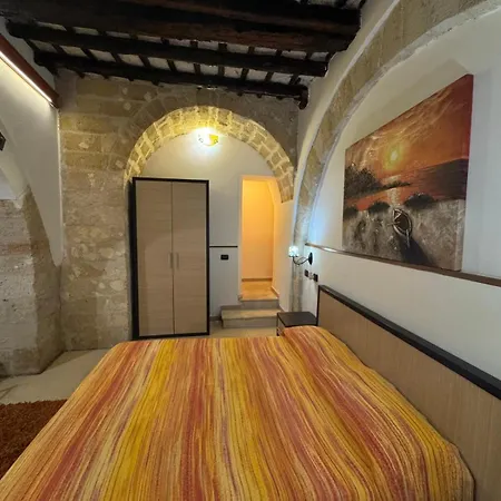 Guest house Agghiorna E Scura
