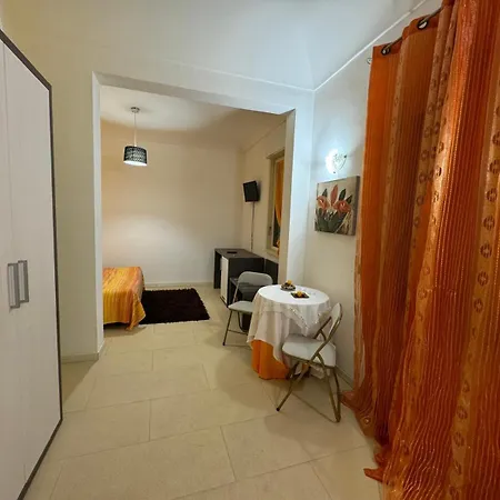 Agghiorna E Scura Guest house